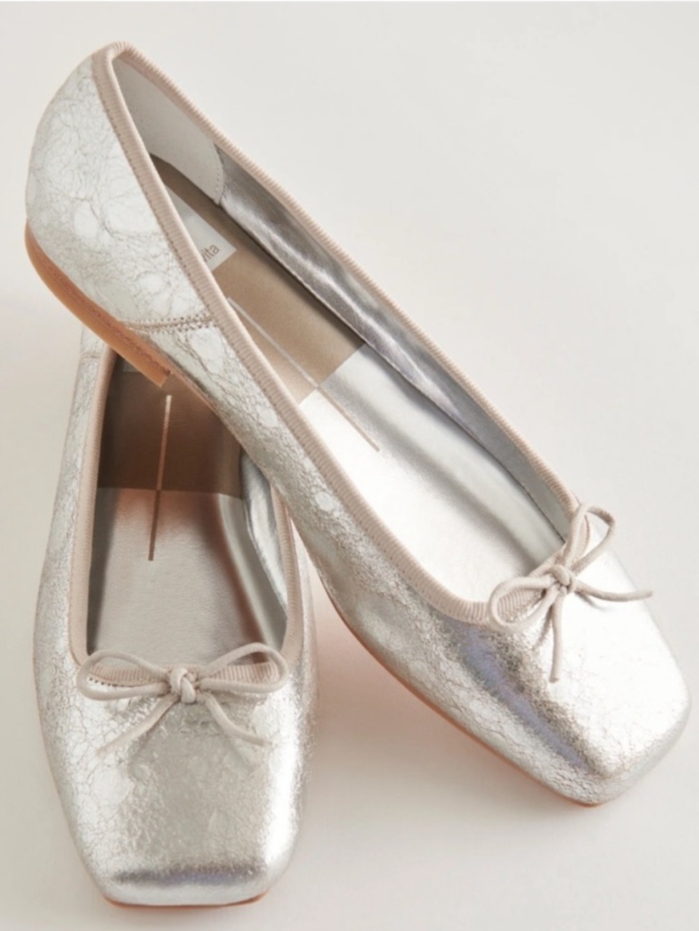 Dolce Vita Anisa Silver Textured Ballet Flats size 8.5